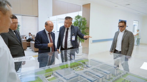 Научной библиотеке НКЦЭМ присвоено имя академика Серика Акшулакова