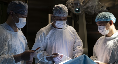 Removal of a giant tumor of the right anterior clinoid